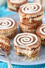 Cinnamon Roll Mini Cake