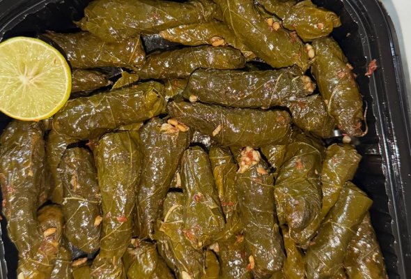 طبق محشي ورق عنب ٢/١ ك
