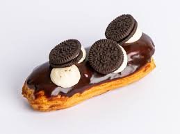 Oreo Eclair