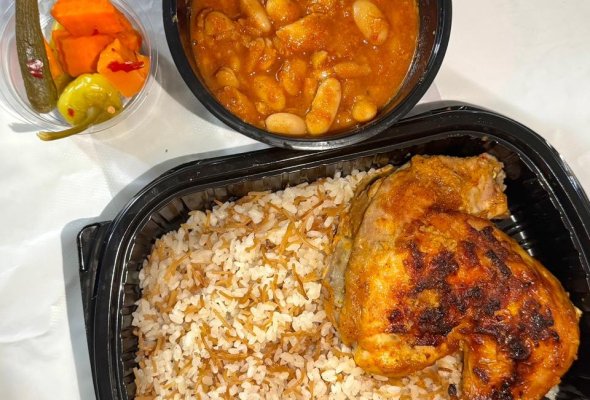 وجبة ورك +رز+فاصوليا+مخلل
