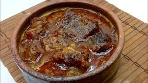 طاجن لحمه بالبصل