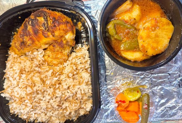 وجبة صدر+رز+ بطاطس+مخلل