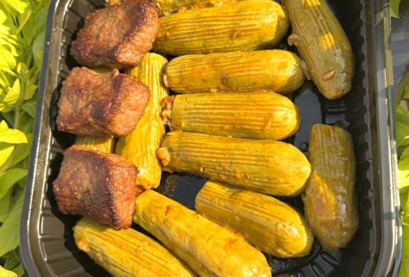 طبق كوسة ب ربع لحمة محمرة